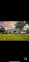 Building Photo - 2503 Gordon Cir