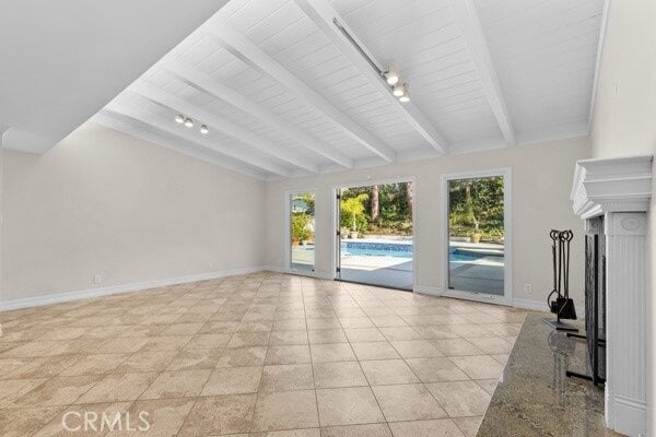 Building Photo - 3150 Dona Maria Dr