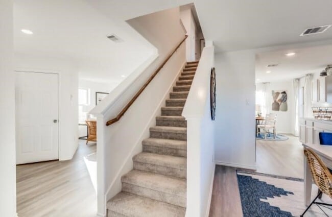 Foto del edificio - 26630 Wilderye Cv Ln