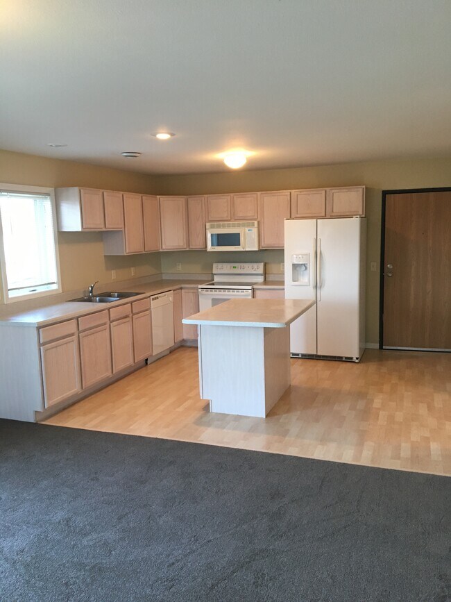 Foto del edificio - 1915 Haughton Ave