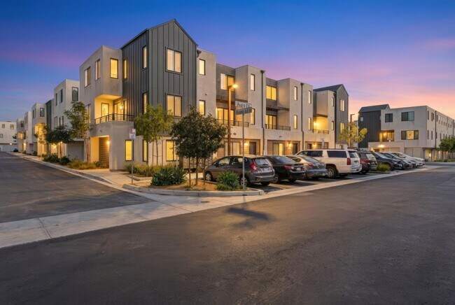 Foto del edificio - 2081 Acara Cir