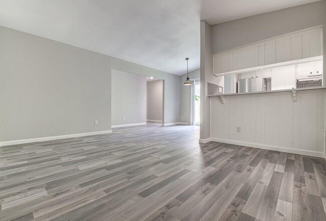 Building Photo - 5203 Bogey Ct