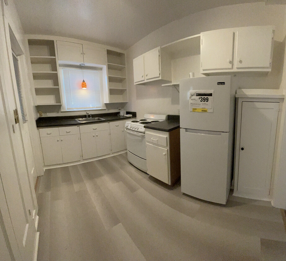 Kitchen - 2200 G St