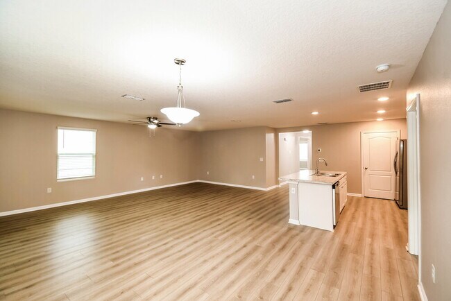 Building Photo - 3507 Twin Falls Dr