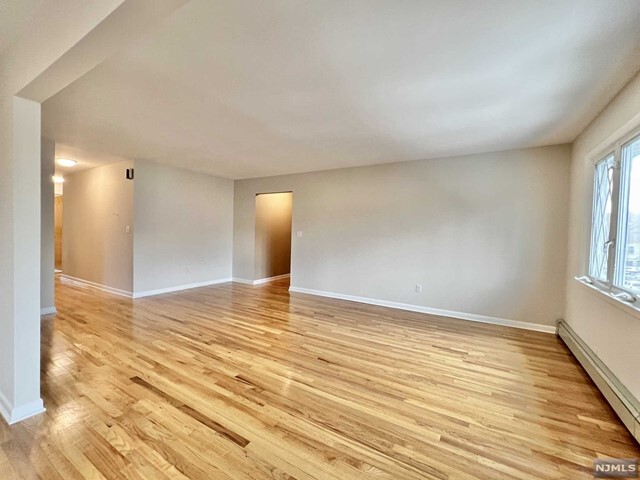 Foto del edificio - 275 Lafayette Ave