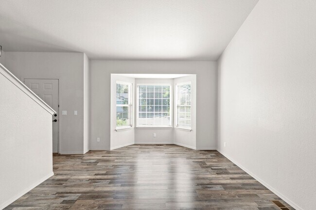 Foto del edificio - Post Falls ID Multi-Level Home for Rent