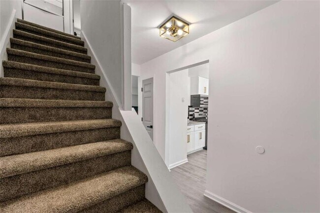 Foto del edificio - 732 Jamestown Crossing