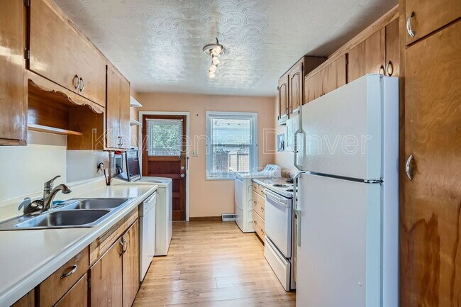 Foto del edificio - 403 S Owens St