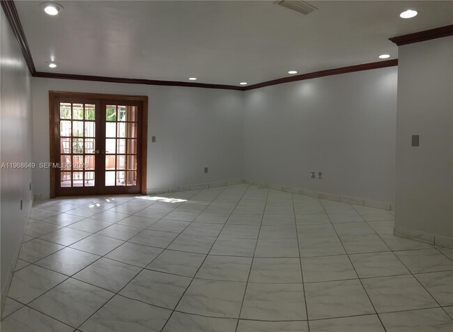 Foto del edificio - 13444 SW 62nd St