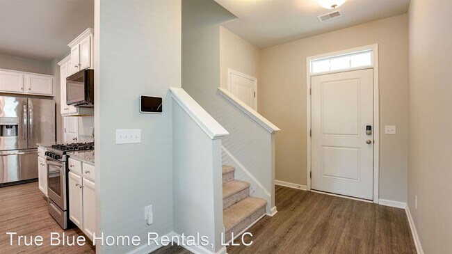 Building Photo - 4 br, 2.5 bath House - 9682 Roseberry Street