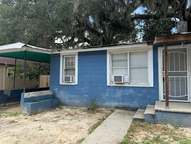 Foto del edificio - 2 Bedroom / 1 Bath Home – Lake City, FL