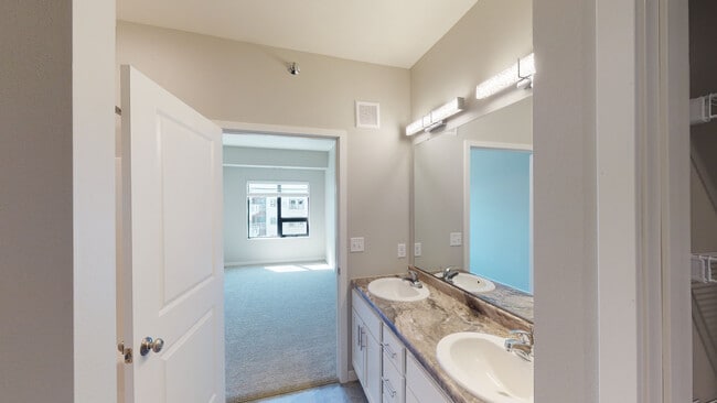 2 Bedroom - Northern Lights