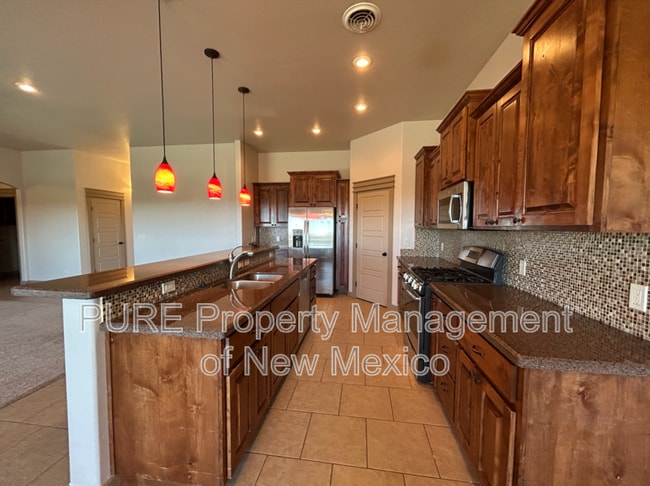 Building Photo - 2805 Rabbitbrush Dr