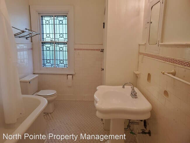 Foto del edificio - 1 br, 1 bath House - 316 E. Market St. Apt. B