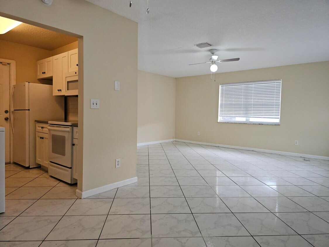 Primary Photo - 4678 Myla Ln