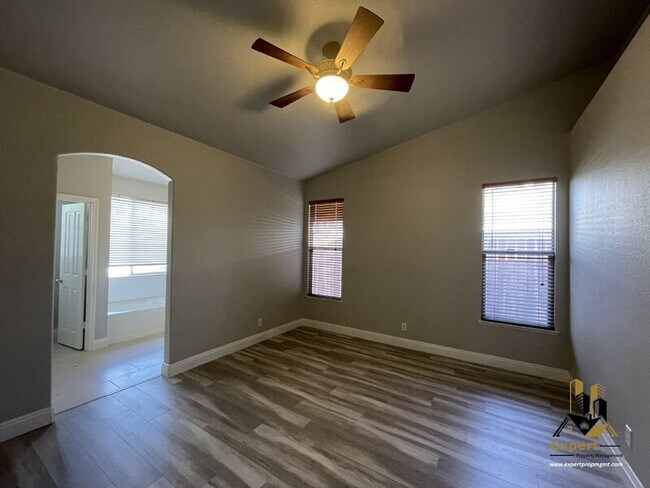 Building Photo - 4821 Hidden Meadow Way