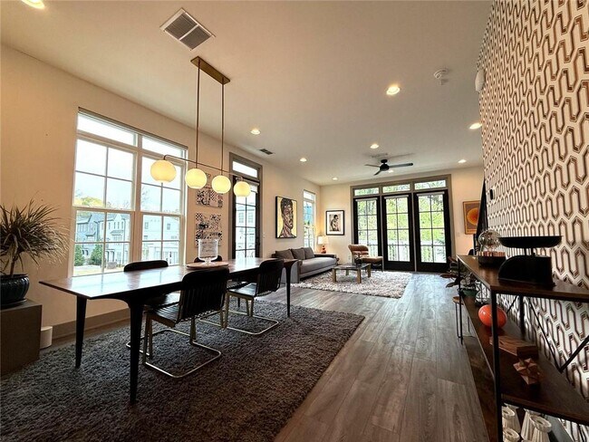 Foto del edificio - 1227 Oxley Pl NW