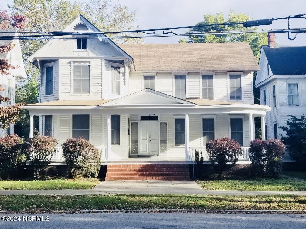 Primary Photo - 702 W Main St