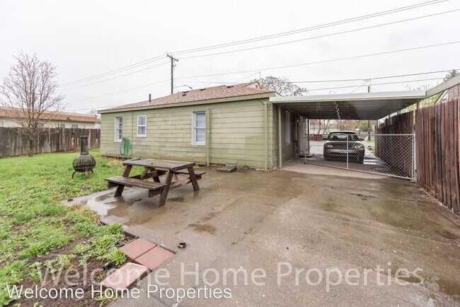 Building Photo - 2 br, 1 bath House - 170 S Wilbur Ave