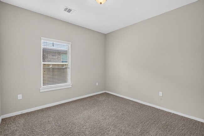 Foto del edificio - 6915 Rosemont Ct