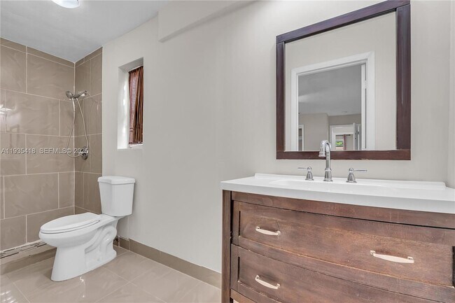 Foto del edificio - 8400 NW 25th St