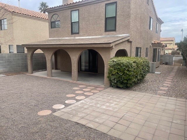 Foto del edificio - 2825 Swallow Point Cir