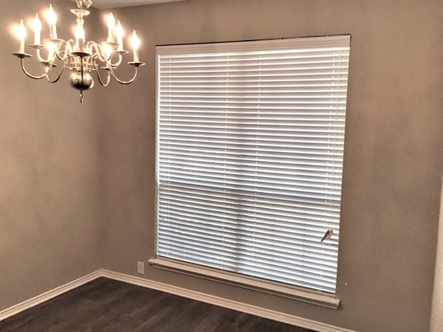 Foto del edificio - 304 Double Oak Ln