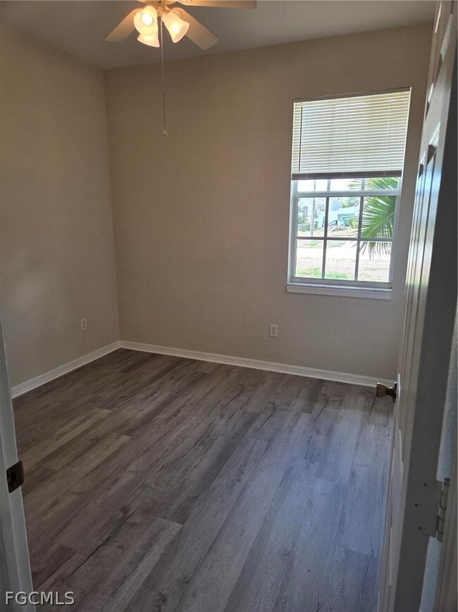 Building Photo - 2619 NW 2nd Pl