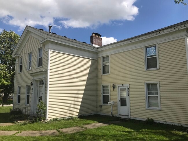 Building Photo - 336 N Main St