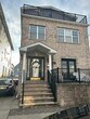 Foto principal - 136 W 11th St