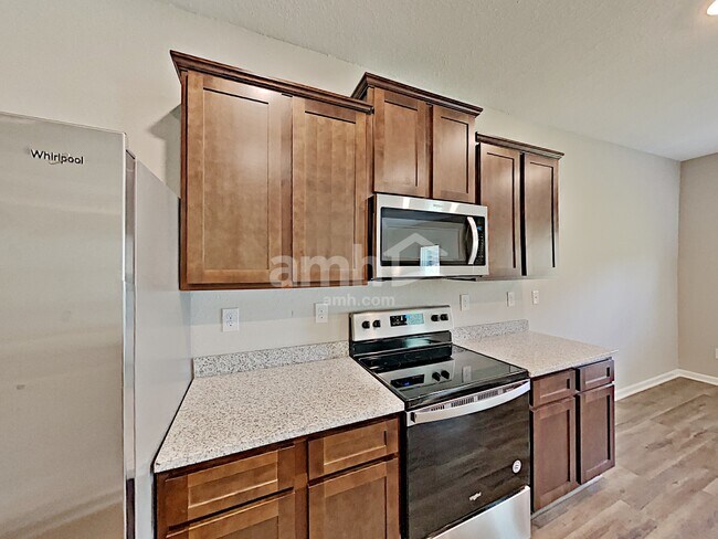 Foto del edificio - 4894 Bridle Path