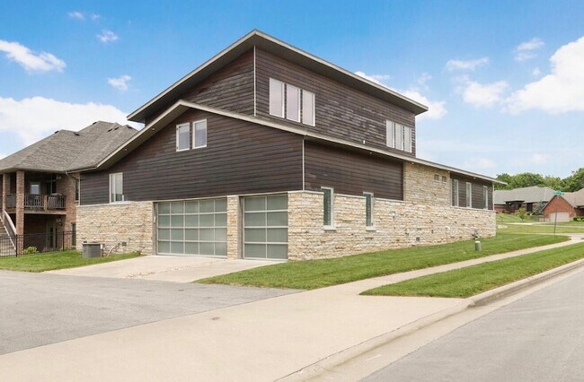 Foto del edificio - 3942 E Rosebrier St