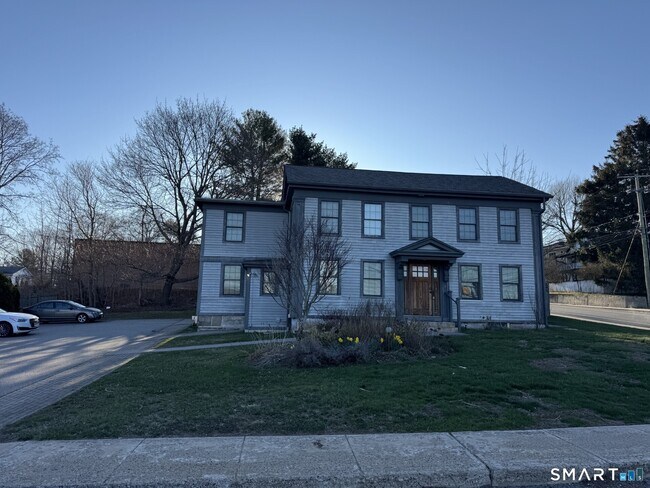 Foto del edificio - 3 E Pattagansett Rd