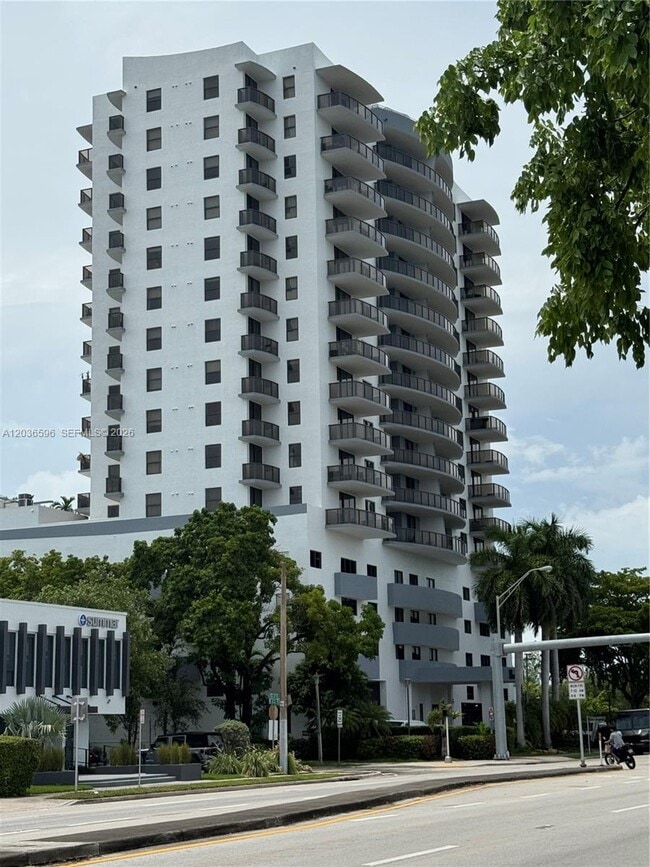 Building Photo - 2301 SW 27th Ave