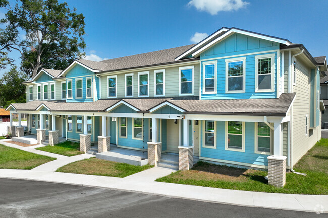 Building Photo - The Canopy Townhomes