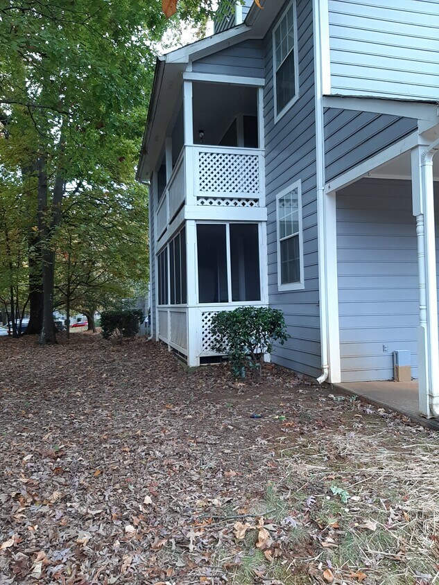 Foto principal - 6012 Treetop Ct