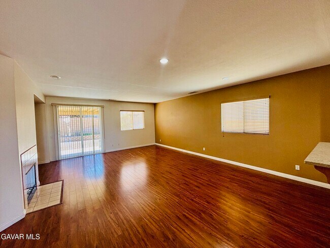 Foto del edificio - 5806 W Ave K-3