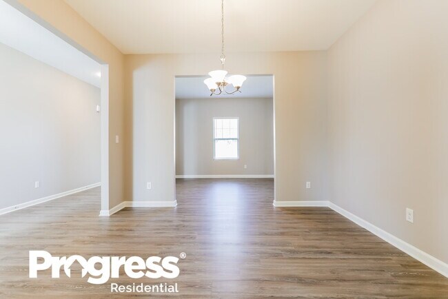 Building Photo - 422 Renown Ct