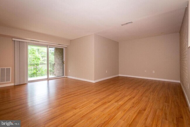 Foto del edificio - 9 Silverwood Cir
