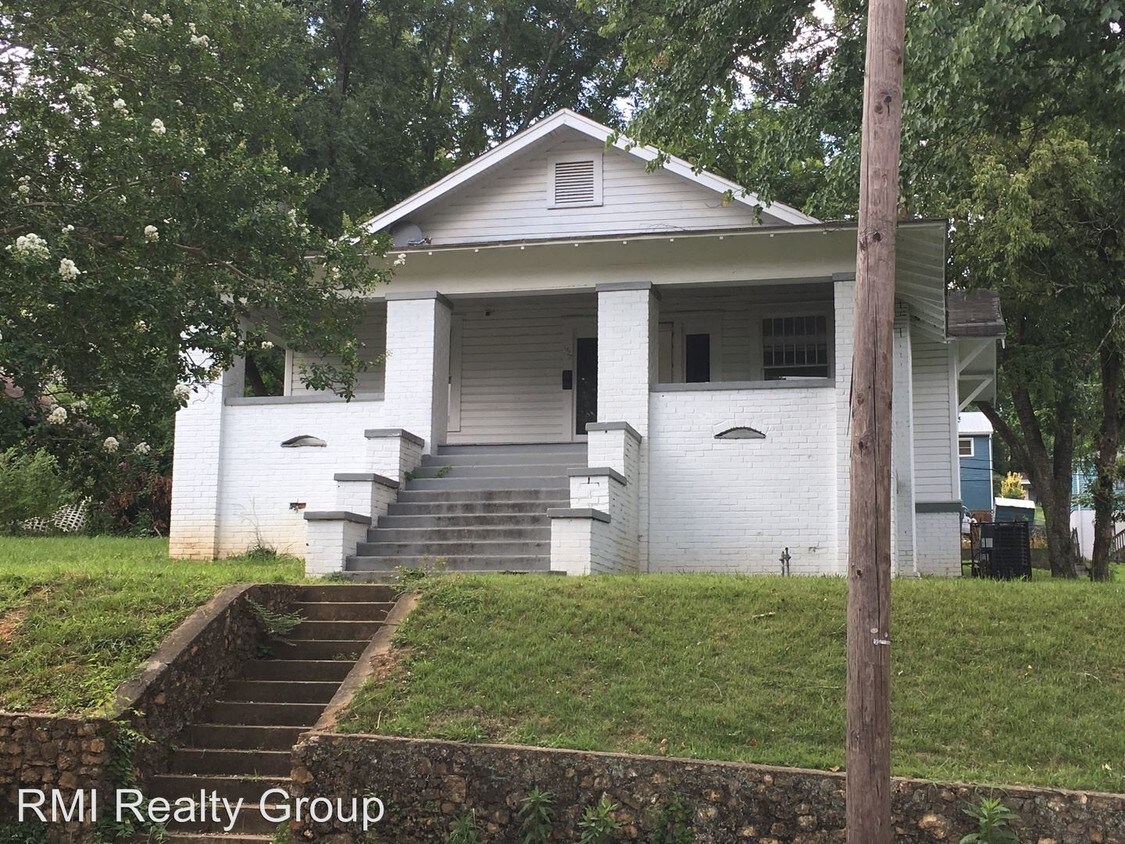 Foto principal - 3 br, 1 bath House - 1423 30th St Ensley