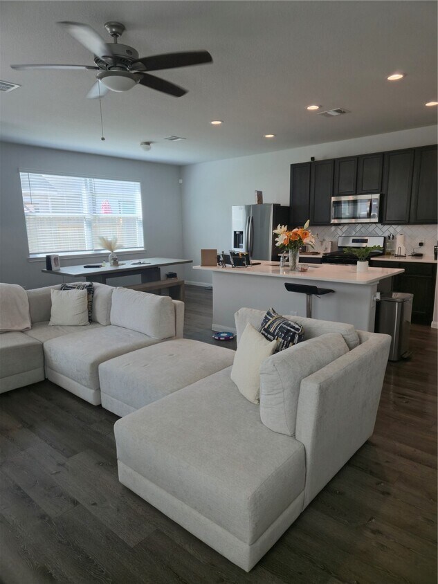 Foto principal - 3907 Faletti Dr