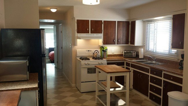 Foto del edificio - 422 Monroe St NE