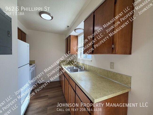 Foto del edificio - 962 S Phillippi St