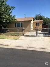 Building Photo - 718 Woodrow Ave