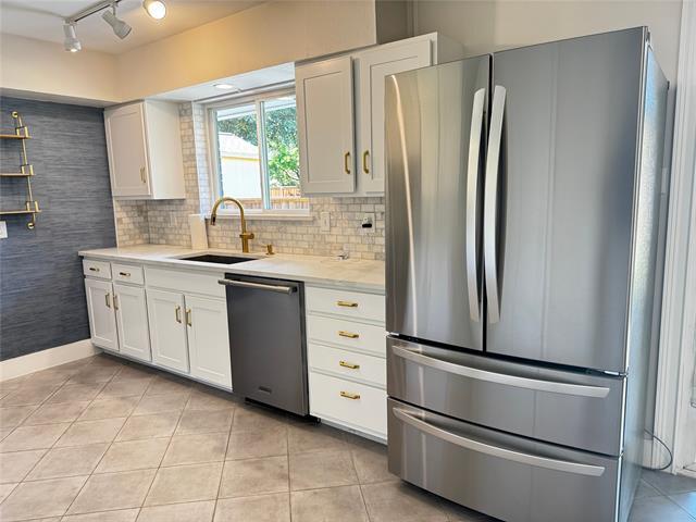 Foto del edificio - 1224 Magnolia Dr