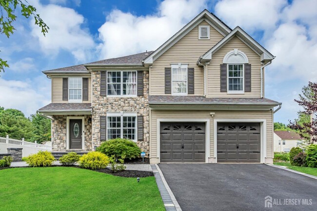 Building Photo - 5 Carrie Dr