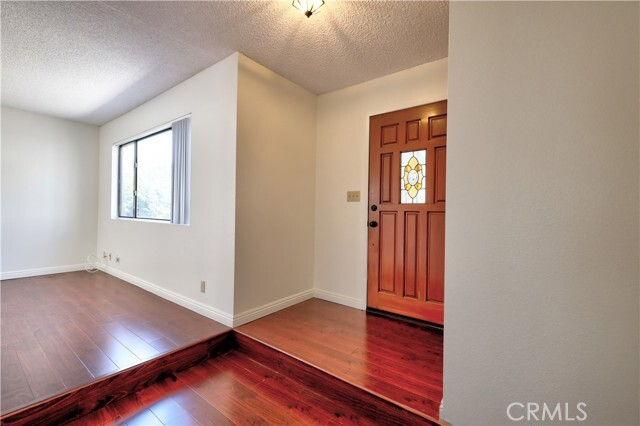 Foto del edificio - 1290 Elm Ave