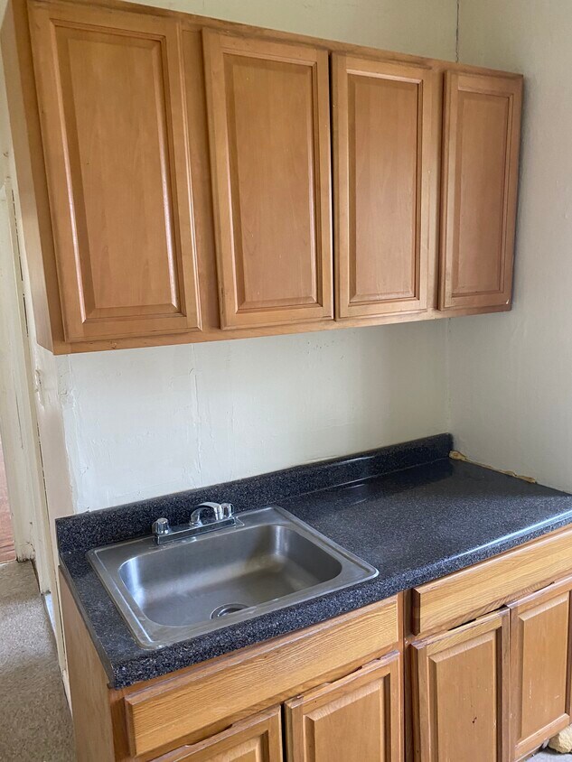Foto principal - 135 Belmont Ave
