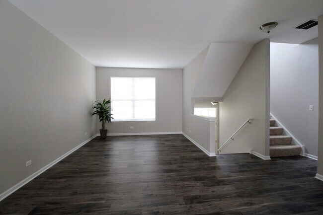 Foto del edificio - 125 Station Park Cir