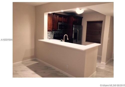 Building Photo - 8800 Royal Palm Blvd